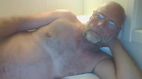 Snapshot of sandnesrune523 chatting on May 19, 6:03 pm sandnesrune523 online show from May 19, 6:03 pm