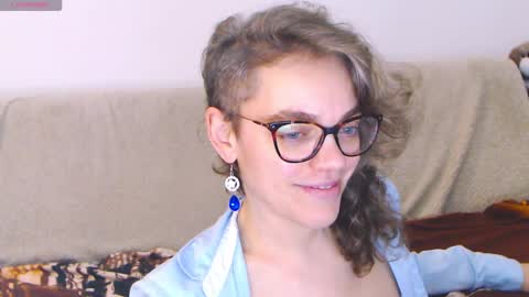 Sandra online show from March 3, 7:06 pm