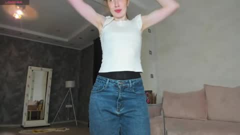 Sandra online show from April 14, 1:33 am