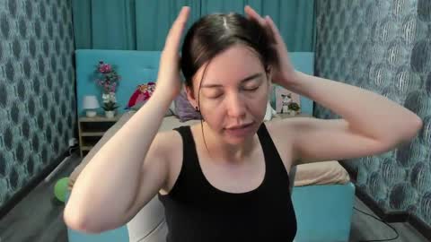 Sandra online show from June 2, 2:02 am