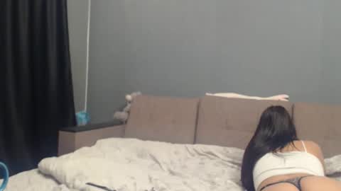 Snapshot of sandra_smith3007 chatting on September 10, 8:14 am sandra_smith3007 online show from September 10, 8:14 am