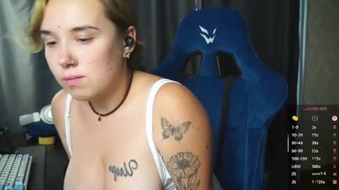 Snapshot of sandra_sww chatting on June 25, 10:53 am sandra sw and bigmen Give our more pleasurePVT IS OPEN online show from June 25, 10:53 am