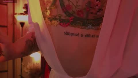 Sandy  online show from March 17, 2:05 am