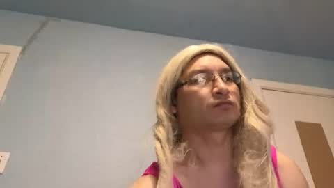 Snapshot of sandrasaa chatting on June 28, 5:02 am Sandra online show from June 28, 5:02 am