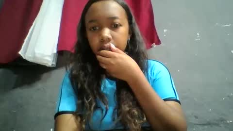 sandriana26 online show from March 20, 5:45 am