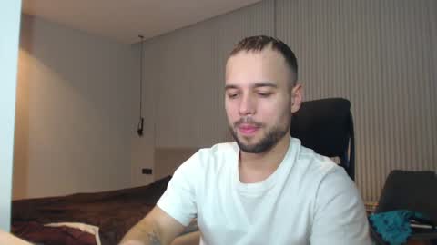 DeAlex online show from February 14, 2:54 pm