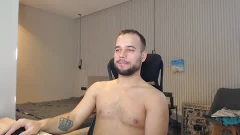 DeAlex online show from February 25, 9:20 am