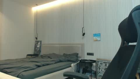 DeAlex online show from September 15, 9:09 am