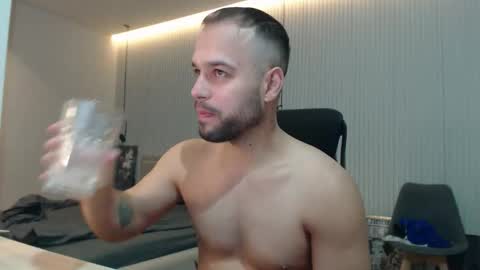 DeAlex online show from October 15, 8:47 am