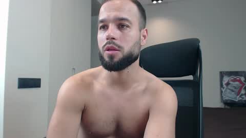 DeAlex online show from December 4, 11:52 am