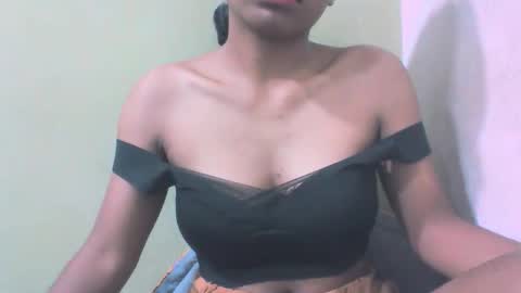 sandy735579 online show from February 19, 4:19 am