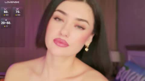 Sandy online show from November 19, 2:00 am