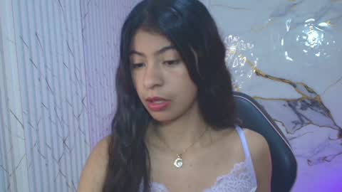 sandyy_tay online show from April 12, 2:49 am