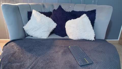 sofia online show from December 4, 4:54 am