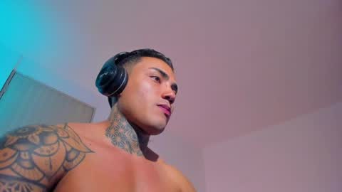 Santi Ferrer online show from March 19, 2:59 am