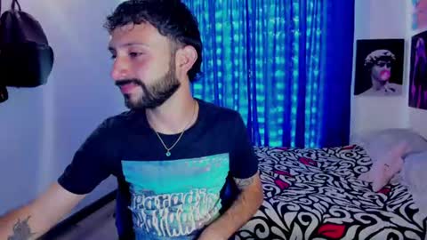 Snapshot of santi_mateo chatting on July 27, 5:09 pm Santi online show from July 27, 5:09 pm
