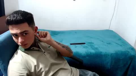 santi_ss online show from October 4, 2:20 am