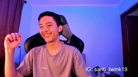 santi_twink19 online show from December 12, 6:14 am