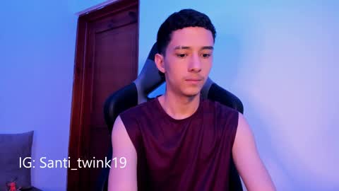 santi_twink19 online show from February 11, 12:58 pm