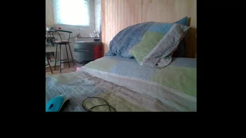 santiago_n online show from June 16, 2:52 pm