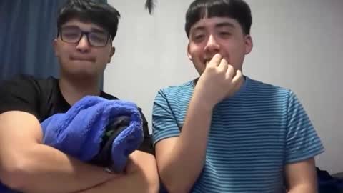 Snapshot of santiagodfreak chatting on November 20, 7:52 am Santiago18 online show from November 20, 7:52 am