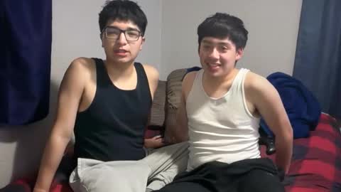 Snapshot of santiagodfreak chatting on March 4, 6:52 am Santiago18 online show from March 4, 6:52 am