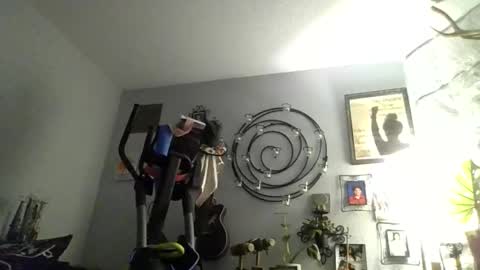 Snapshot of santiagorivera012477 chatting on October 20, 5:08 am santiagorivera012477 online show from October 20, 5:08 am