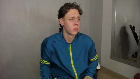 Julius Novachrono  online show from October 22, 7:46 pm