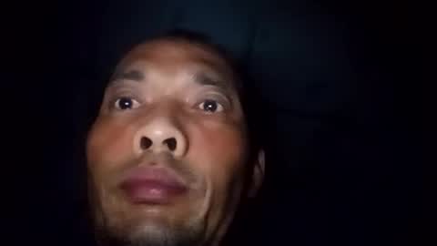 santichai561323 online show from April 25, 9:12 pm