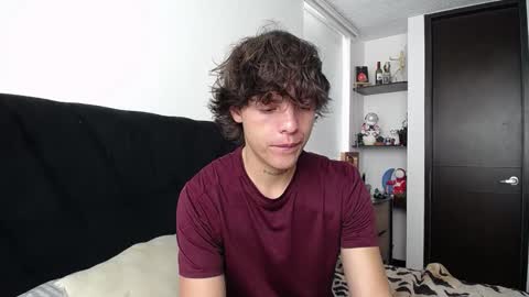 Santii online show from March 3, 5:50 pm