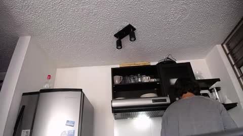 Santii online show from March 12, 6:55 pm