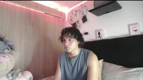 Santii online show from April 15, 12:12 pm