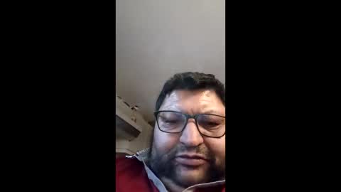 Snapshot of santos3500 chatting on December 3, 3:36 am santos3500 online show from December 3, 3:36 am