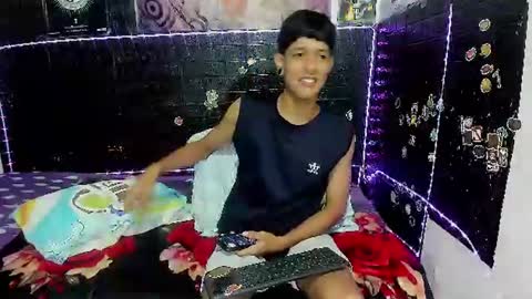 Snapshot of santos_xd chatting on June 21, 3:42 am santos online show from June 21, 3:42 am