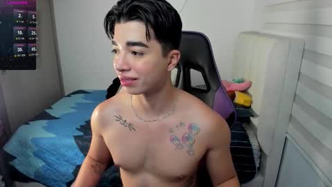 Mr. Santiago online show from October 25, 1:18 pm