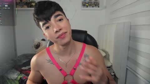 Mr. Santiago online show from February 21, 1:34 pm