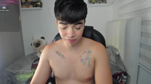Snapshot of santy7u7 chatting on April 25, 1:41 pm Mr. Santiago online show from April 25, 1:41 pm