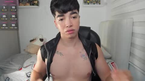 Snapshot of santy7u7 chatting on May 24, 1:38 pm Mr. Santiago online show from May 24, 1:38 pm