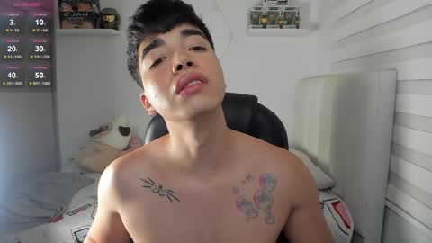 Snapshot of santy7u7 chatting on May 27, 1:41 pm Mr. Santiago online show from May 27, 1:41 pm
