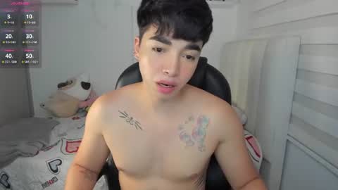 Snapshot of santy7u7 chatting on June 10, 1:54 pm Mr. Santiago online show from June 10, 1:54 pm