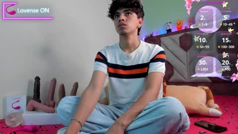 Santiago Carrington online show from September 27, 11:59 am