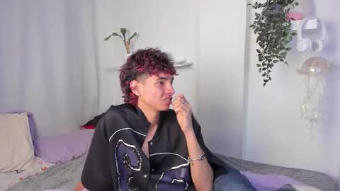 kitty online show from February 27, 2:33 am