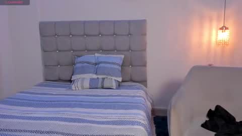 Snapshot of santy_stump chatting on October 16, 9:16 pm santy_stump online show from October 16, 9:16 pm