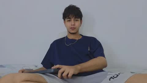 santybig18 online show from March 1, 8:02 am