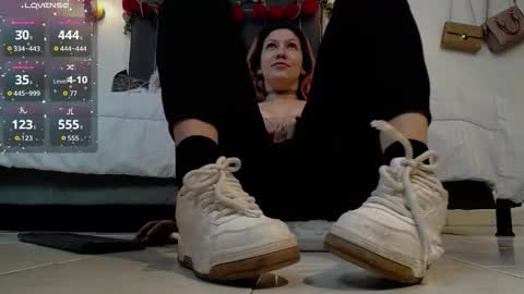 sanyaseraphine0 online show from March 27, 7:46 pm