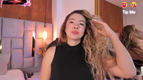 Snapshot of saori_newman chatting on January 11, 12:07 pm Saori online show from January 11, 12:07 pm