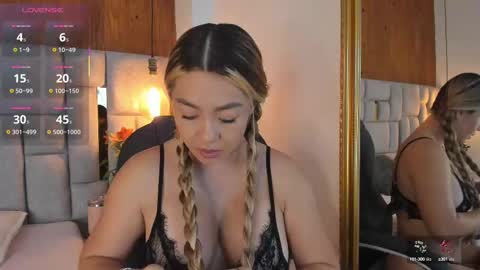 Snapshot of saori_newman chatting on September 25, 11:25 am Saori online show from September 25, 11:25 am