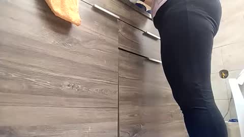 Snapshot of saori_sann_ chatting on April 4, 5:21 pm Saori online show from April 4, 5:21 pm