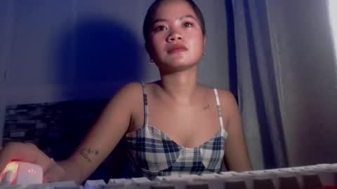 Snapshot of sapphire_amora chatting on September 10, 6:24 am sapphire_amora online show from September 10, 6:24 am