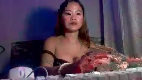 Snapshot of sapphire_amora chatting on September 11, 8:03 am sapphire_amora online show from September 11, 8:03 am